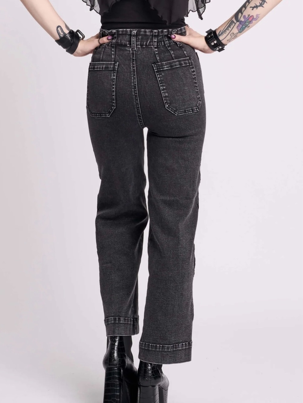 Midnight hour Black Embroidered Wide-Leg Women’s Jeans - Picture 2 of 5